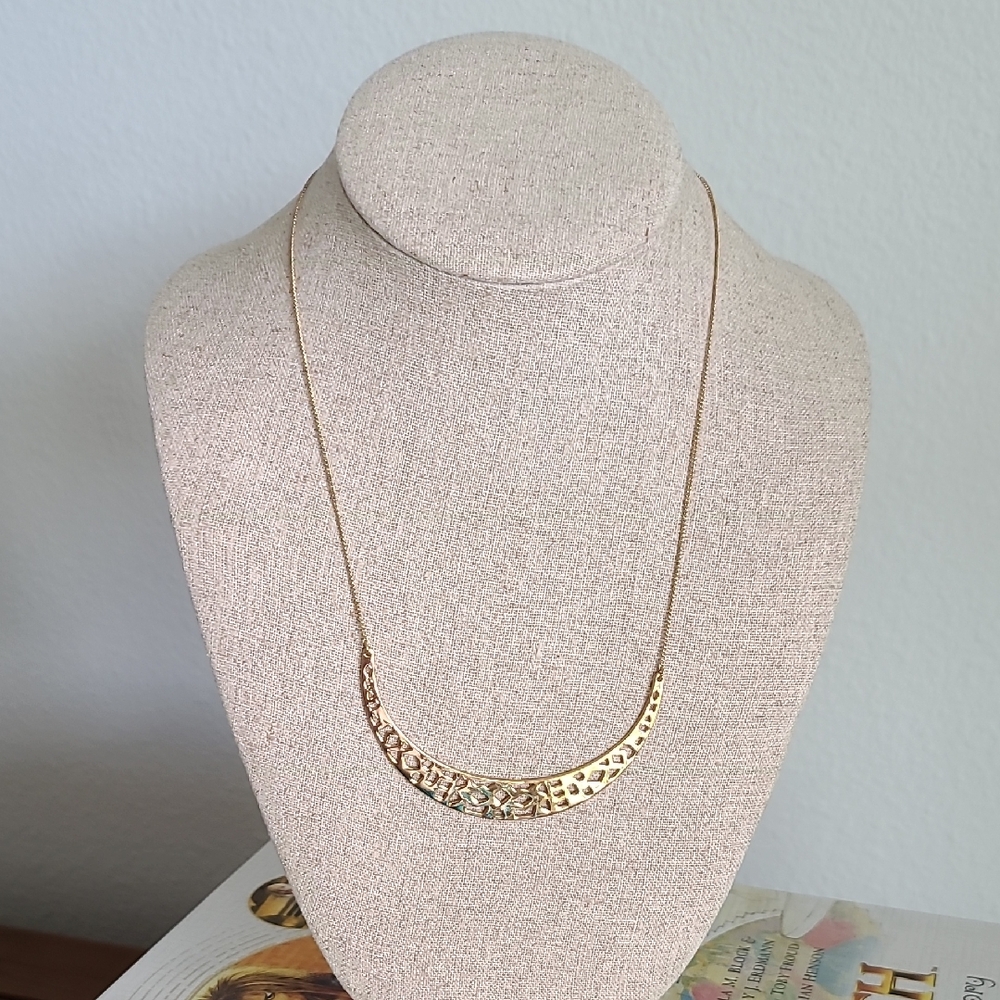 Stella & Dot Gold Crescent Necklace